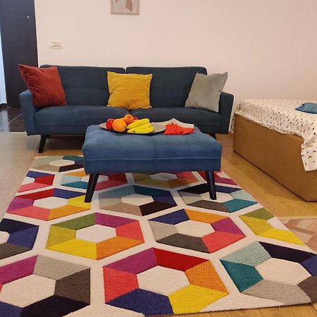 Studio Deluxe Uniri Бухарест Экстерьер фото