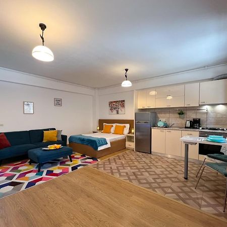 Studio Deluxe Uniri Бухарест Экстерьер фото