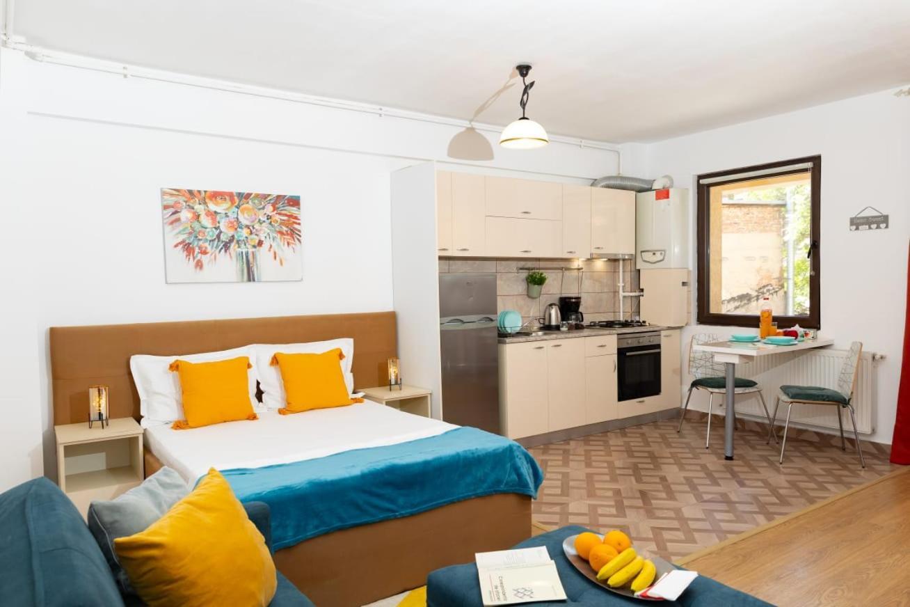 Studio Deluxe Uniri Бухарест Экстерьер фото